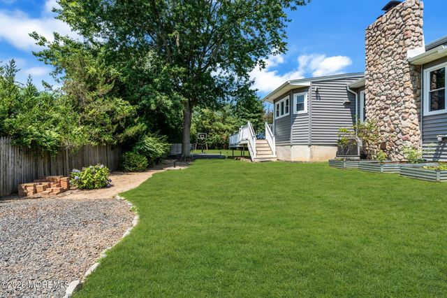 28 Five Points Road, Freehold, NJ 07728