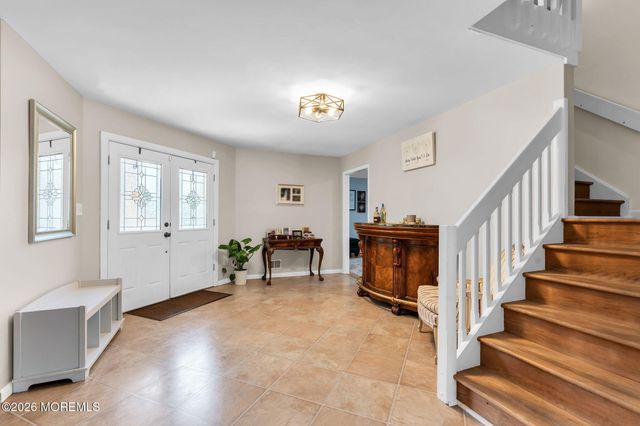 28 Five Points Road, Freehold, NJ 07728