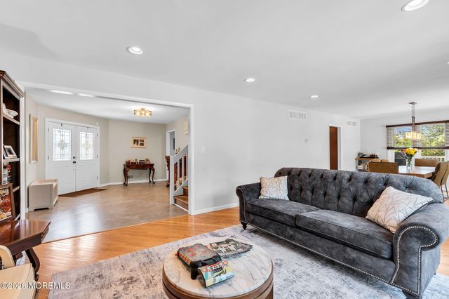 28 Five Points Road, Freehold, NJ 07728