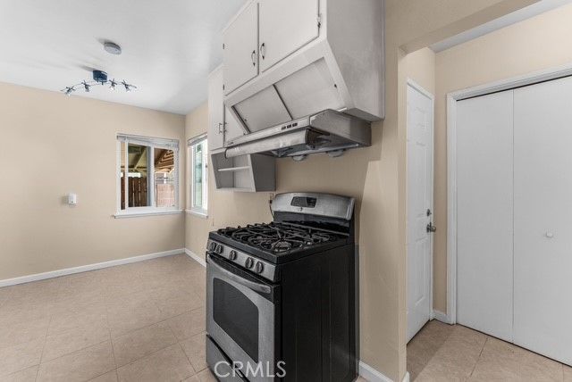 16809 E Devanah, Covina, CA 91722