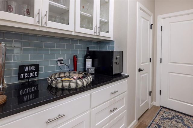 713 NW 199th Street, Edmond, OK 73012