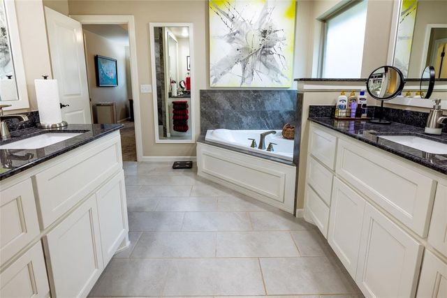 713 NW 199th Street, Edmond, OK 73012