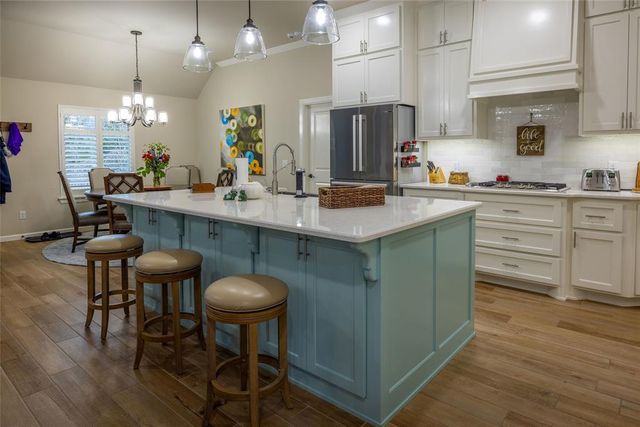 713 NW 199th Street, Edmond, OK 73012