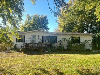 24119 lacey Road, Smithton, MO 65350