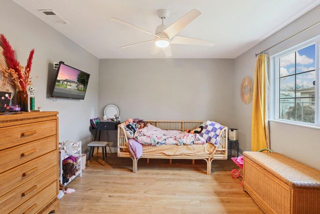 14527 Louise Ave, Ripon, CA 95366