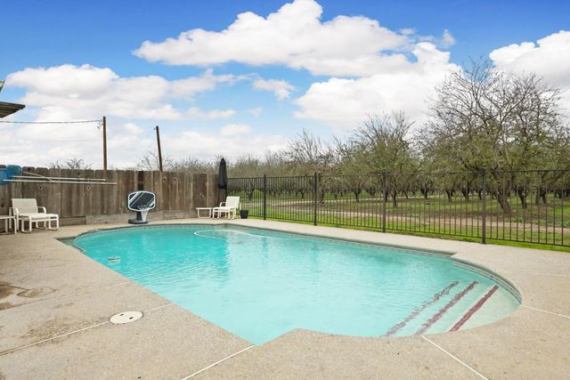 14527 Louise Ave, Ripon, CA 95366