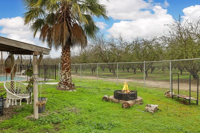 14527 Louise Ave, Ripon, CA 95366