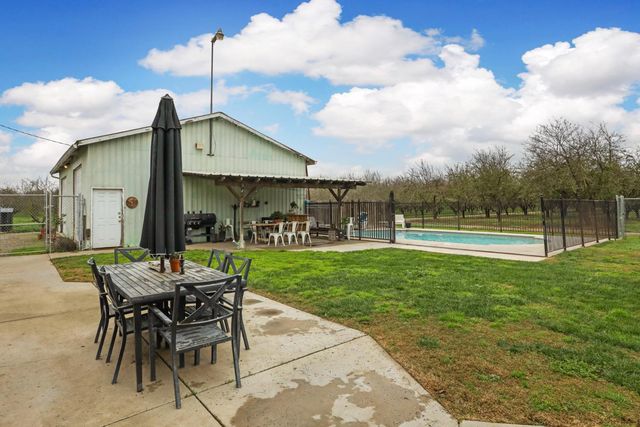 14527 Louise Ave, Ripon, CA 95366