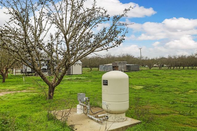 14527 Louise Ave, Ripon, CA 95366