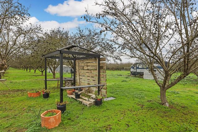 14527 Louise Ave, Ripon, CA 95366