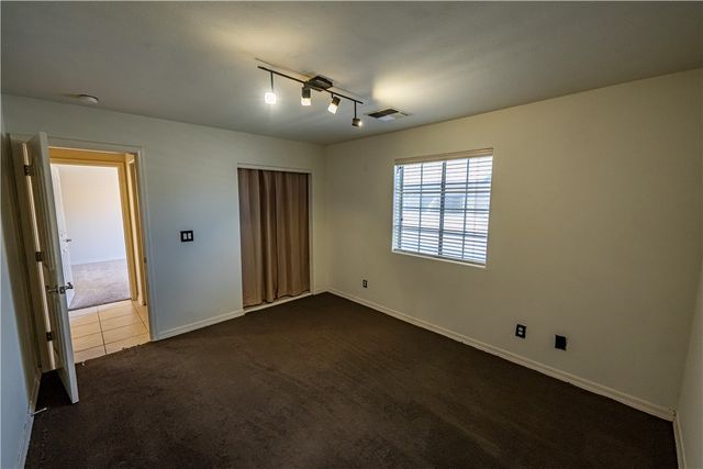 2739 Ross Avenue, Kingman, AZ 86401