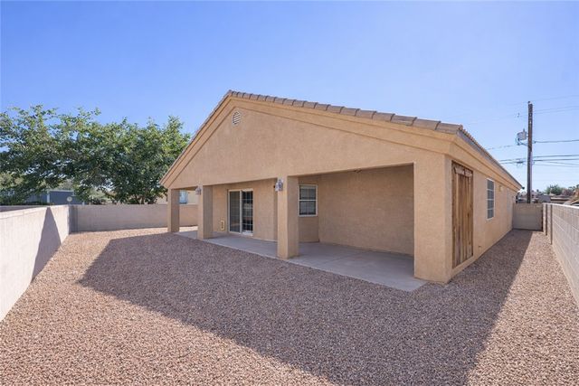 2739 Ross Avenue, Kingman, AZ 86401