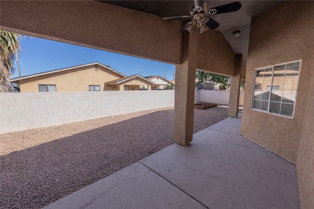 2739 Ross Avenue, Kingman, AZ 86401