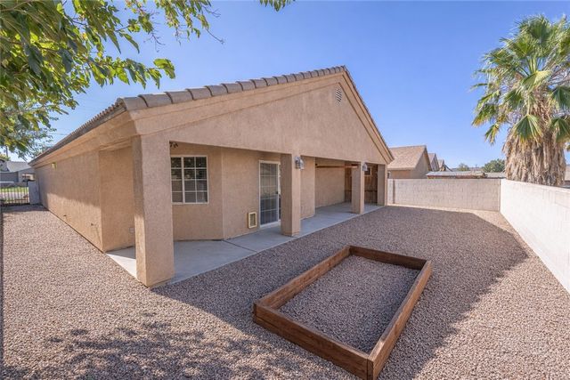 2739 Ross Avenue, Kingman, AZ 86401
