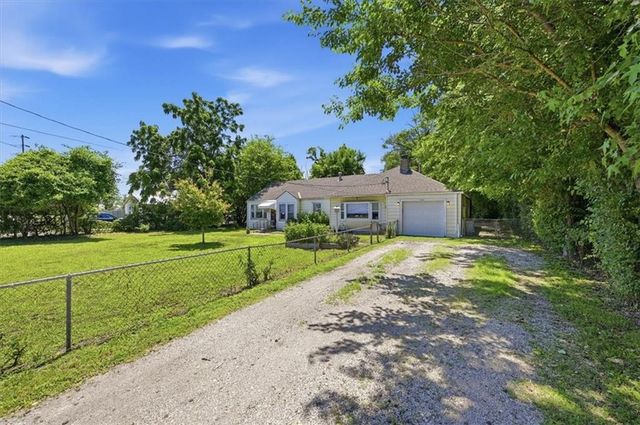 544 S 68 Street, Kansas City, KS 66111