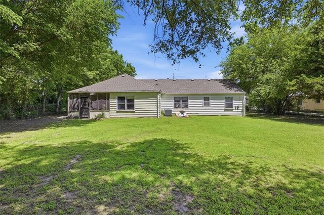 544 S 68 Street, Kansas City, KS 66111