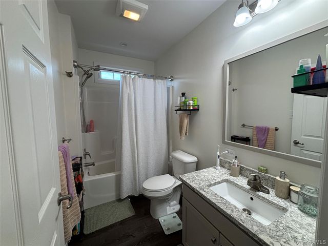 1661 Old Country Road 563, Riverhead, NY 11901