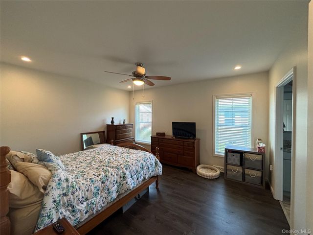 1661 Old Country Road 563, Riverhead, NY 11901