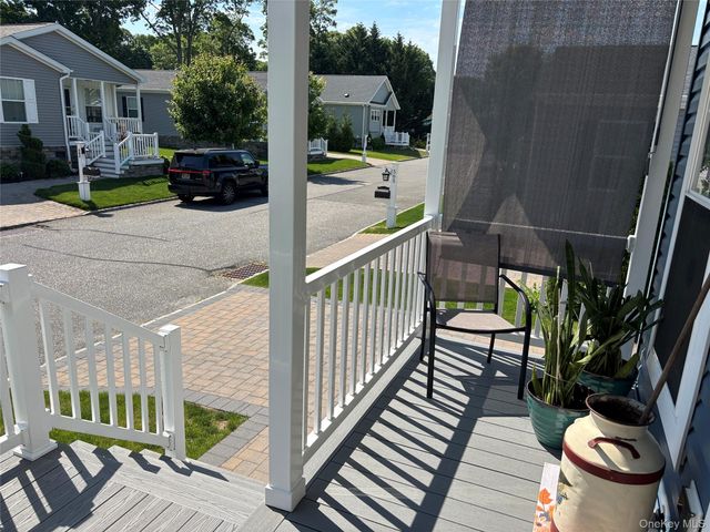1661 Old Country Road 563, Riverhead, NY 11901