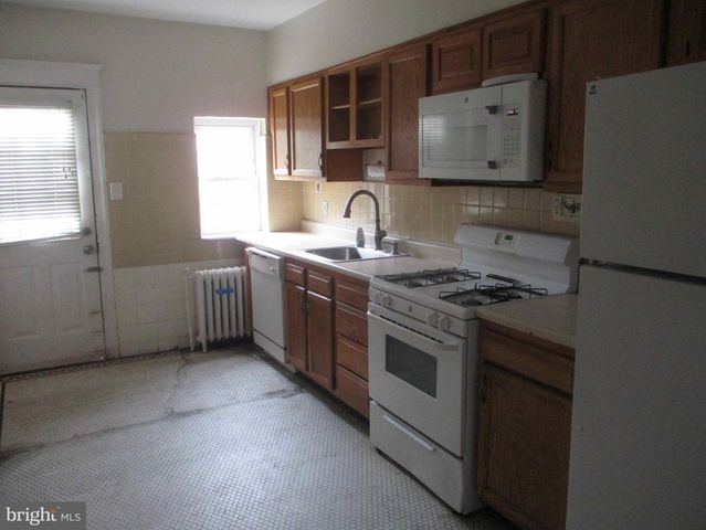 1906 W 9TH ST, Wilmington, DE 19805