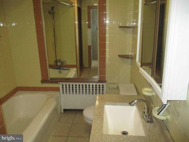 1906 W 9TH ST, Wilmington, DE 19805