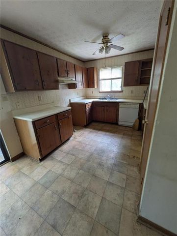 537 Fire Fly Drive, Tucker, GA 30084