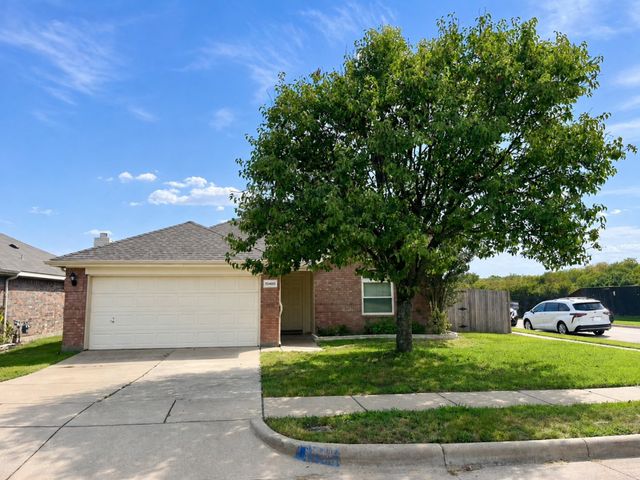 10400 Lake Park Drive, Hurst, TX 76053