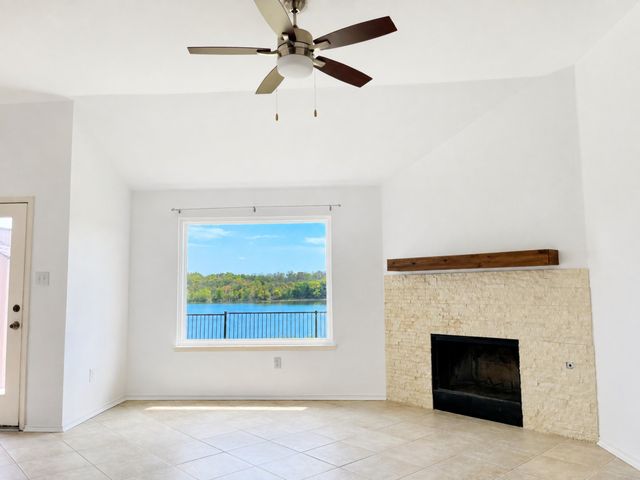 10400 Lake Park Drive, Hurst, TX 76053