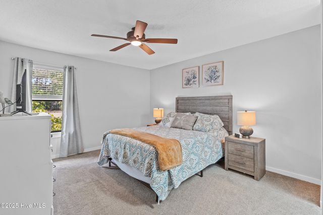 718 Azalea Dr 458, Hampstead, NC 28443