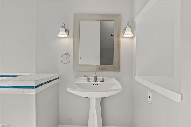 609 Botetourt GDNS, Norfolk, VA 23507