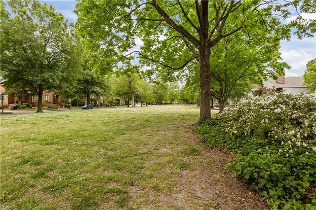 609 Botetourt GDNS, Norfolk, VA 23507