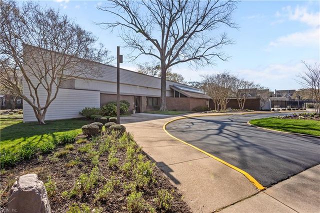 609 Botetourt GDNS, Norfolk, VA 23507