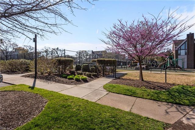 609 Botetourt GDNS, Norfolk, VA 23507