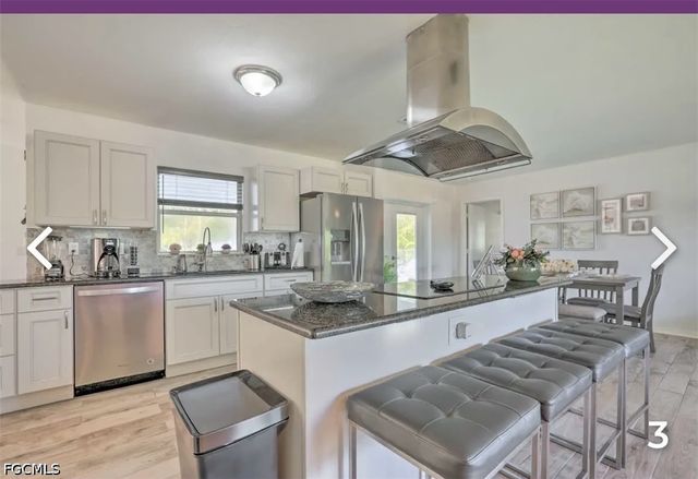 1518 SE 32nd ST, Cape Coral, FL 33904