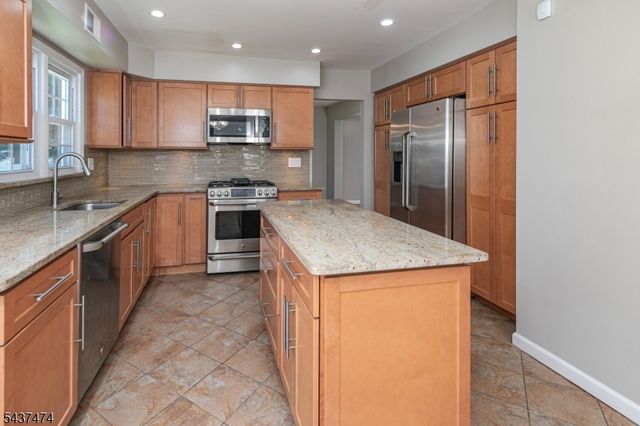 1467 Masoma Rd, North Brunswick Twp., NJ 08902