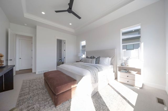 695 W HIDDEN FARM DR, Farmington, UT 84025