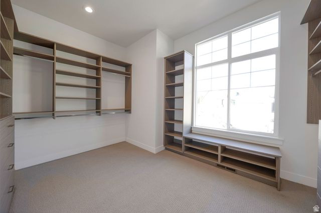 695 W HIDDEN FARM DR, Farmington, UT 84025