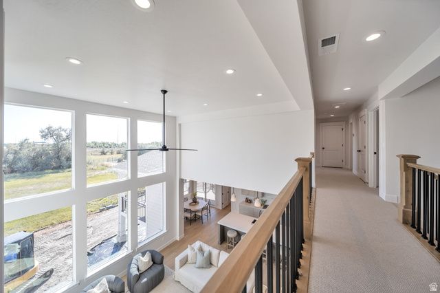 695 W HIDDEN FARM DR, Farmington, UT 84025