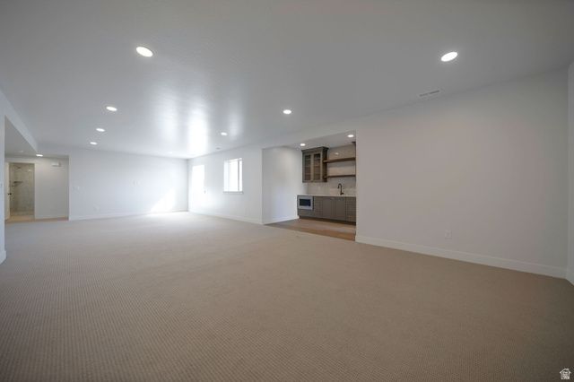 695 W HIDDEN FARM DR, Farmington, UT 84025