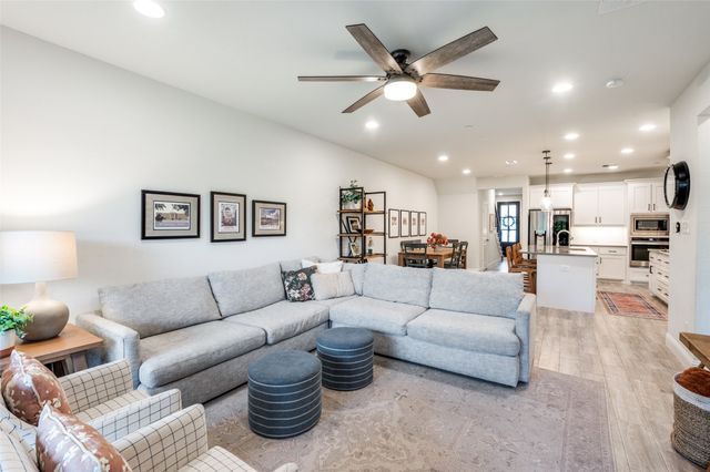 2832 Cedar Elm Drive, Carrollton, TX 75010