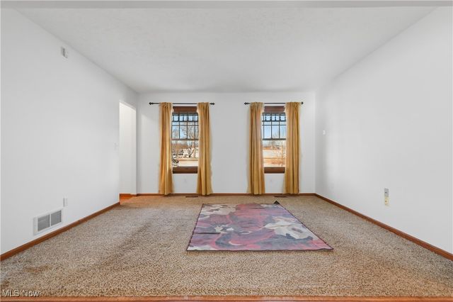 11900 Hoover Avenue NW, Uniontown, OH 44685