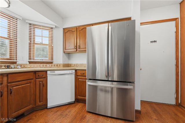 11900 Hoover Avenue NW, Uniontown, OH 44685