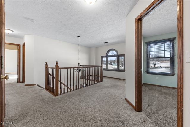 11900 Hoover Avenue NW, Uniontown, OH 44685