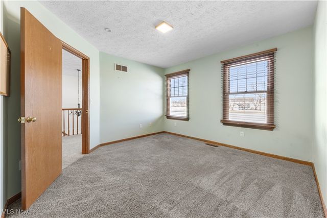 11900 Hoover Avenue NW, Uniontown, OH 44685