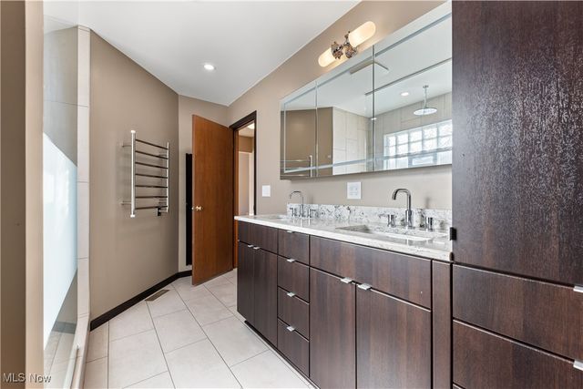 11900 Hoover Avenue NW, Uniontown, OH 44685