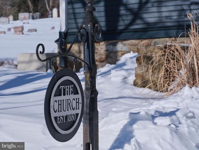 5 WATER ST, Lebanon, NJ 08833