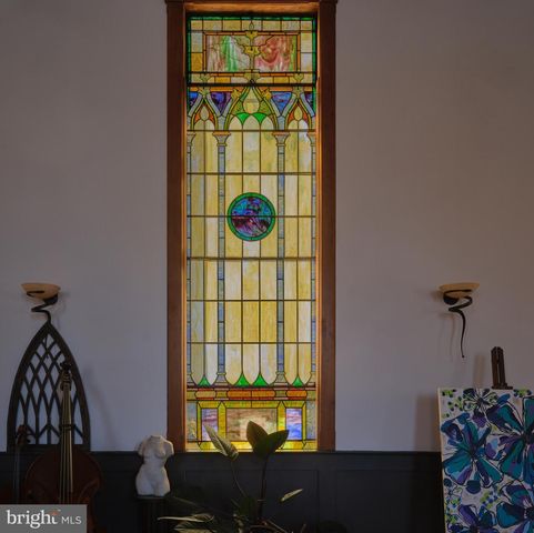 5 WATER ST, Lebanon, NJ 08833