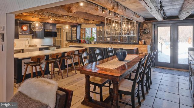 5 WATER ST, Lebanon, NJ 08833