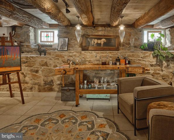 5 WATER ST, Lebanon, NJ 08833