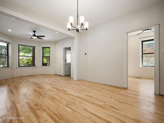 2415 W Warner Avenue 1, Chicago, IL 60618